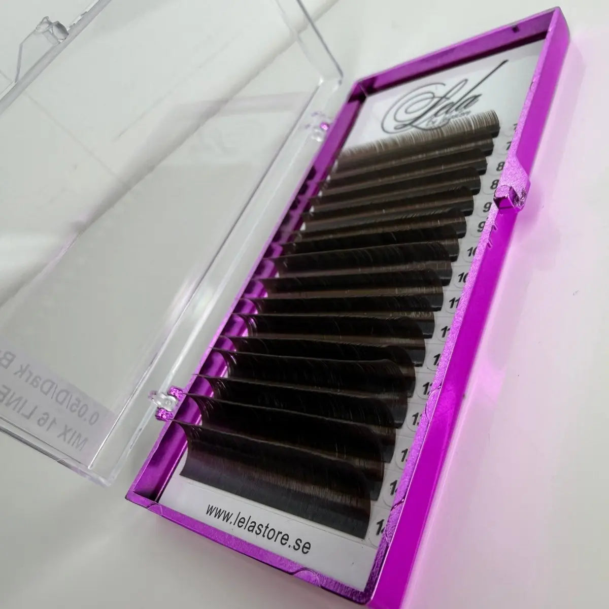 Mörkbruna Volymfransar 0.05 D Mix 7–14 - Premium Lashes